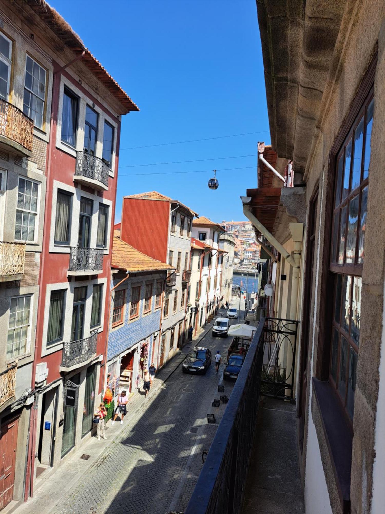 Near River 63 Vila Nova de Gaia Bagian luar foto